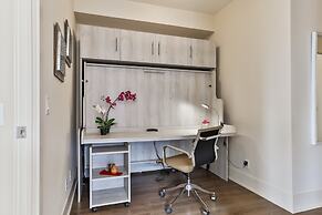 QuickStay - Gorgeous 2-Bedroom in the Heart of Downtown