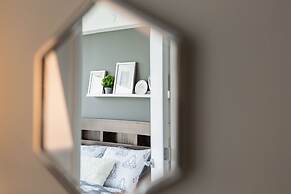 QuickStay - Enchantment in Yorkville - Yonge & Bloor