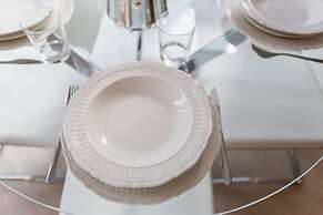 QuickStay - Enchantment in Yorkville - Yonge & Bloor