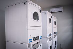 Hotel Mesaluna Near American Consulate