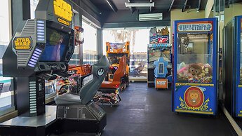 Hotel Mesaluna Near American Consulate