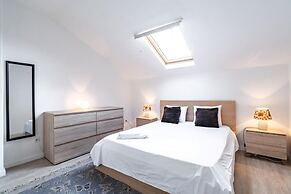 Akicity Lisboa Pearl II