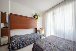 Pineda Aparthotel