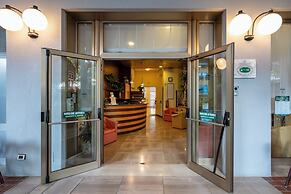 Pineda Aparthotel