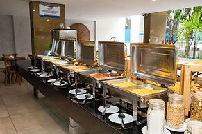 EL ARAM BEACH & CONVENTION