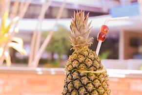 EL ARAM BEACH & CONVENTION