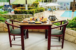 EL ARAM BEACH & CONVENTION