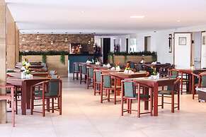 EL ARAM BEACH & CONVENTION