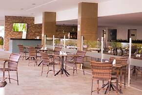 EL ARAM BEACH & CONVENTION