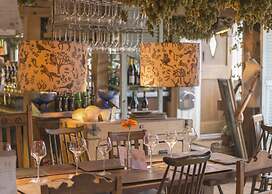 The Five Bells Inn Brabourne