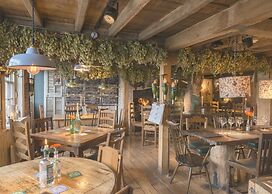 The Five Bells Inn Brabourne