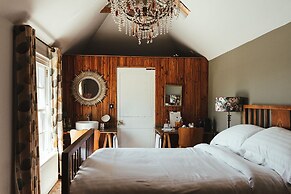 The Five Bells Inn Brabourne