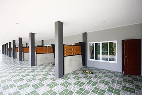 Na Kabin Resort