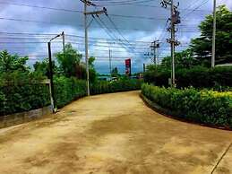 Na Kabin Resort