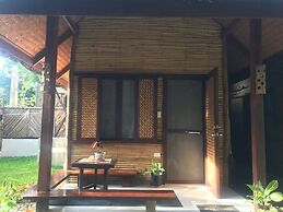 Port Barton Le Cou De Tou Village Resort