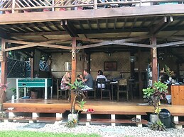 Port Barton Le Cou De Tou Village Resort