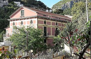 La Cascata Palazzo Pellegrino