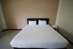 Charoensuk Grand Hotel