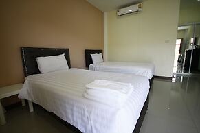 Charoensuk Grand Hotel