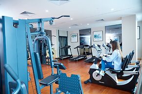 The Thousand Lantern Lake Hotel