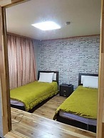 Green and Blue Hotel