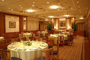 Alpico Plaza Hotel