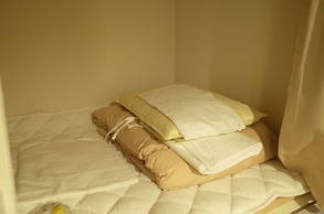 bnb+ Shinjuku Castle - Hostel