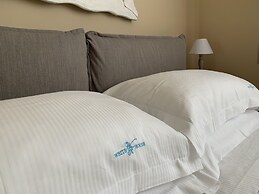 White House Luxury Hospitality