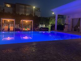 White House Luxury Hospitality