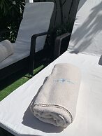 White House Luxury Hospitality