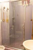 White House Luxury Hospitality