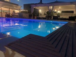 White House Luxury Hospitality