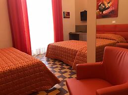 Moonlight Hotel & Suites