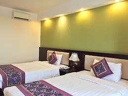 Golden Lotus Halong Hotel