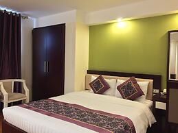 Golden Lotus Halong Hotel