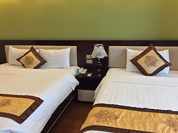 Golden Lotus Halong Hotel