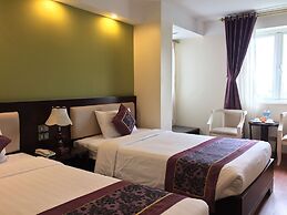 Golden Lotus Halong Hotel