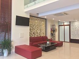 Golden Lotus Halong Hotel