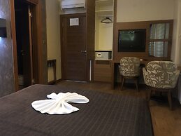 Izmit Saray Hotel