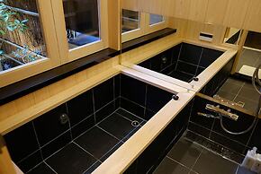 Reikaku Kiyomizu-Gojo