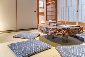 Reikaku Kiyomizu-Gojo