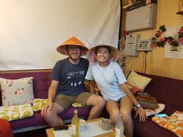 Gudeok Guest House - Hostel