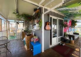 Gudeok Guest House - Hostel