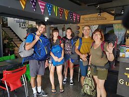 Gudeok Guest House - Hostel