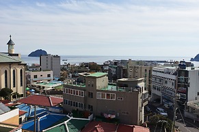 Gudeok Guest House - Hostel