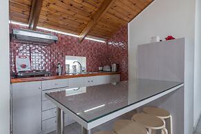 Sea View Studios & Apartments