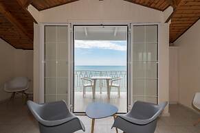 Sea View Studios & Apartments