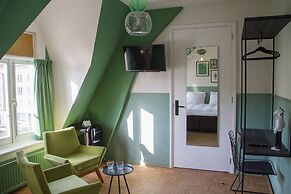 Little Duke Hotel
