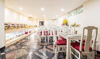 Riverside Boutique Hotel