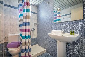 Nikos & Maria Studios